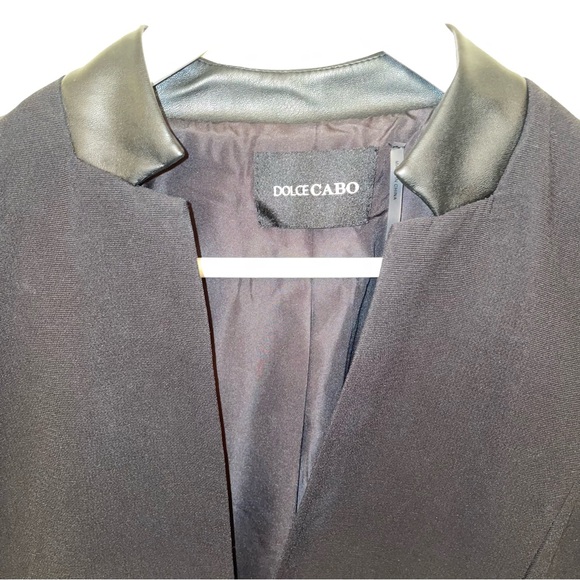 NWOT Dolce Cabo cropped Jacket w/ Faux leather collar & front panels - Picture 3 of 11